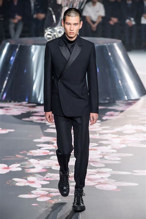 defile dior homme|dior men's fashion.